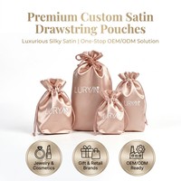 Sac en satin personnalisé avec cordon de serrage pour emballage de produits de soin et de toilette, sac cadeau en polyester satiné effet soie, petit et grand format, MOQ 100 pièces