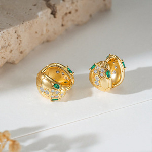 Pendientes de cabeza de serpiente chapados en oro de cobre para mujer, aretes de moda, primavera 2026, origen Yiwu EKA-043 - Product Image 2
