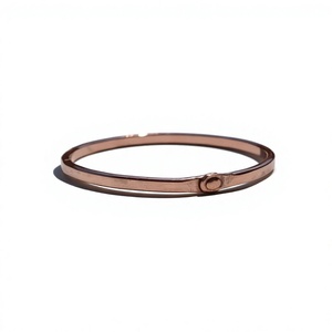 Brazalete Ajustable de Cobre Hecho a Mano para Mujer, para Yoga, Meditación, Sanación Espiritual y Uso Diario como Accesorio de Moda - Product Image 1