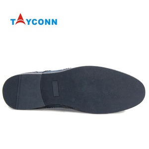 Chaussures de Derby en daim pour hommes, chaussures plates décontractées à bout pointu à lacets, chaussures d'affaires formelles - Product Image 4