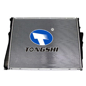 Radiador de aluminio del sistema de refrigeración de piezas de repuesto automático de China para <span class=keywords><strong>BMW</strong></span> E30 OEM 1117550/1121119/1121121/1153063 radiador de refrigeración del motor - Product Image 6
