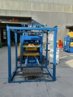 Grande machine mobile semi-automatique de fabrication de briques, machine de moulage de blocs de ciment portative de haute qualité avec sélection de matériaux de qualité supérieure
