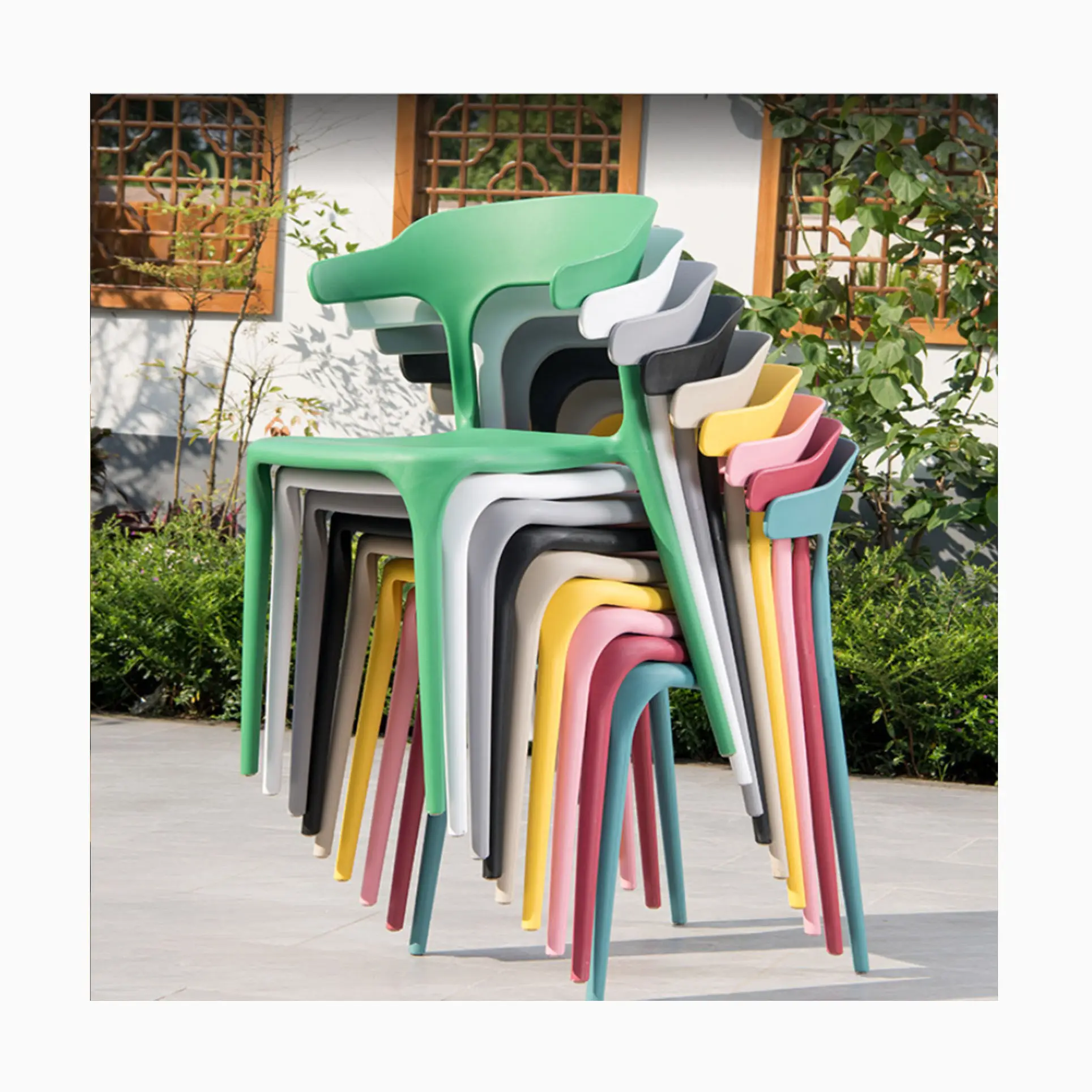 [MOJIA] แตรที่มีสีสันเก้าอี้พลาสติกวางซ้อนกันได้งานปาร์ตี้สวนกลางแจ้งเก้าอี้ร้านกาแฟ 9 สี A-mazon เก้าอี้ขายร้อน