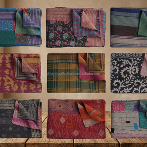 Colcha Kantha Vintage de la Mejor Calidad Hecha a Mano - Product Image 3