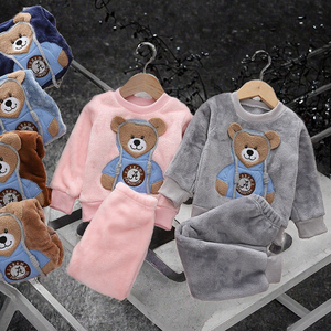Completo pigiama in flanella stampata casual da bambino per Capodanno 2026 - <span class=keywords><strong>Abbigliamento</strong></span> invernale per la casa - Set pigiama per neonati - <span class=keywords><strong>Abbigliamento</strong></span> per bambini - Product Image 3