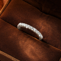 Bague Éternité Demi-Entourante Empilable pour Femme, Élégance Intemporelle, Scintillante, Plaqué Or 14K, Moissanite 2mm 0.03ct Couleur D VVS1
