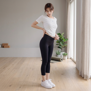 Leggings de yoga taille haute sans couture, longueur mollet, noirs unis, en Spandex et Nylon, avec taille élastique - Product Image 1