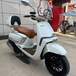Motocicleta Jianshe <span class=keywords><strong>DUOMO</strong></span> 150cc Refrigerada por Agua, Estilo Retro, 4 Válvulas, ABS, para Adultos - Product Image 1