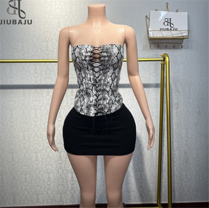 Tubo Patrón de serpiente Conjunto de 2 piezas Trajes de mujer Sexy PU Cuero Vendaje Corsé Top + Mini falda Traje - Product Image 1