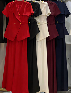 A11736 <span class=keywords><strong>Tuta</strong></span> Estiva da <span class=keywords><strong>Donna</strong></span> a Maniche Corte con Decorazione a Bottoni Dorati - Product Image 6