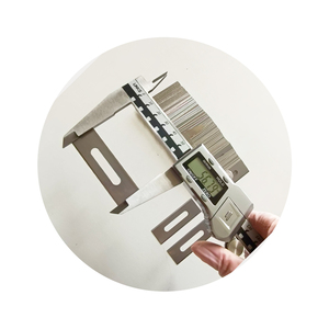 سكين متعدد الوظائف دقيق ورفيع من شركة أو مان تكنولوجي، مصنوع من الفيلم غير المنسوج، مع فتحة للخصر وشفرة طويلة، ضمان لمدة سنة واحدة - Product Image 5