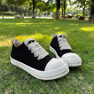 2025 New Summer Designer New Canvas Lace-up Lightweight <b>Shoes</b> Men Best Selling Fashion Luxury Skateboard Style Walking - Product Image 6
