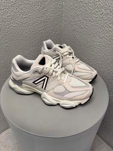 2025 Top-Quality 9060 Design Luxurious Breathable <b>Running</b> Sports Shoes Retro Fashion Casual Shoes <b>for</b> Both Men and Women - Product Image 2