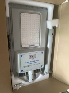 <span class=keywords><strong>ALLTOP</strong></span> กลางแจ้ง IP67สูงสดใสและยาวเวลาทำงาน200วัตต์300วัตต์400วัตต์สำหรับโครงการที่มีการรับประกัน3ปีนำไฟถนนพลังงานแสงอาทิตย์ - Product Image 4