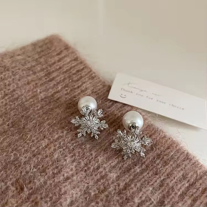 Pendientes de Perlas Artificiales con Diseño de Copo de Nieve, Elegantes y Económicos, para Mujer, Ideales como Regalo de Compromiso - Product Image 3