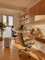 Bureau d'ordinateur blanc de style nordique avec pieds en bois et étagères ouvertes, bureau d'étude esthétique avec organisateur de livres pour chambre de filles