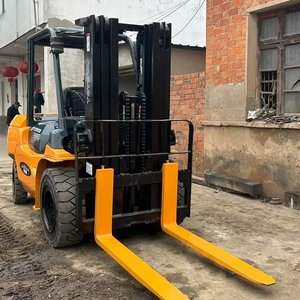 Used Toyota Diesel <b>Forklift</b> Crane 5/3 Tons CE with Positioner and Side Shifter Warehouse <b>Forklift</b> 7200KG Tested & Inspected - Product Image 3