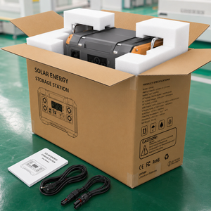 Estación de Energía <span class=keywords><strong>Solar</strong></span> Portátil de 1600 Wh y 500 W con 6 Tomas de Corriente Alterna, Luces LED y Salida Multi-Interfaz - Product Image 5