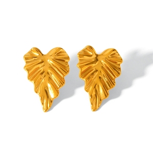 Orecchini a Foglia Piegati in Acciaio Inossidabile Placcato Oro 18k, Lussuosi e di Tendenza, Ispirati alla Natura - Product Image 6