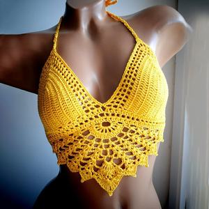 Bikinis sexy tricotés à la main sur mesure OEM pour femme, haut de bikini au crochet, maillot de bain à franges, tenue de plage pour filles et femmes - Product Image 1