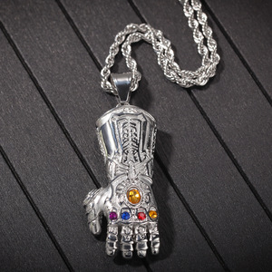 Collar con Colgante de Moda Hip Hop Lincy, Popular de Acero con Baño de Oro y Diamantes, con Colgante de Mano de Thanos de los <span class=keywords><strong>Vengadores</strong></span> - Product Image 5