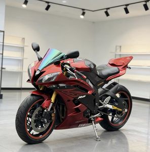<span class=keywords><strong>Moto</strong></span> de course <span class=keywords><strong>sportive</strong></span> Yamaha YZF R6 600cc à essence 4 temps avec démarrage électrique et vitesse maximale de 180 km/h – Vente authentique - Product Image 4