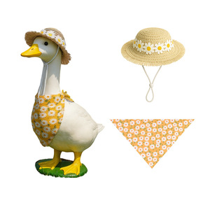 Disfraz de Ganso para Porche, Decoración Primaveral, Adorno de Ganso para Puerta o Galería, Sombrero de Paja y Pañuelo con Margaritas - Product Image 3