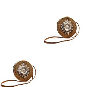 กระเป๋าสะพายหวายทรงกลมพิมพ์ลายดอกไม้ - Product Image 2