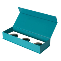 Boîte cadeau magnétique rigide personnalisée OEM avec doublure en éponge réutilisable, logo en feuille d'or de luxe, lamination mate, emballage alimentaire en carton