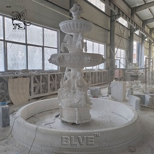 Fontaine d'eau sculptée à la main pour la décoration paysagère des villas et hôtels <span class=keywords><strong>en</strong></span> plein air, fontaine de luxe <span class=keywords><strong>en</strong></span> marbre blanc avec statues - Product Image 2