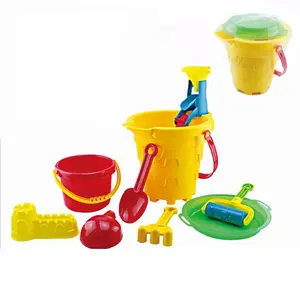 Conjunto de brinquedos de areia ao ar livre, com balde de castelo, vaso de água, ferramentas de areia e molde para crianças