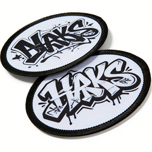 Parches Tejidos con Logotipo Personalizado Premium, Insignias Termoadhesivas para Gorras y Bolsas - Product Image 5