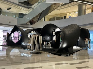 Luxury Window Display Kit Matte Wood Grain Metal Frame Acrylic <strong>Shelves</strong> Adjustable Height LED Light Pre-Assembled Freestanding - Product Image 1