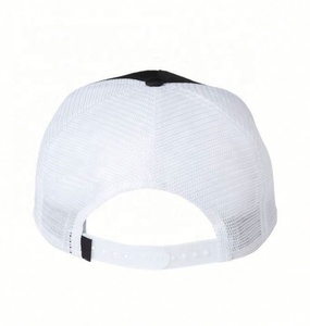 Gorra de camionero de malla con logotipo bordado personalizado gorra de camionero de esponja con estampado de hojaldre a la moda para uso en exteriores - Product Image 2
