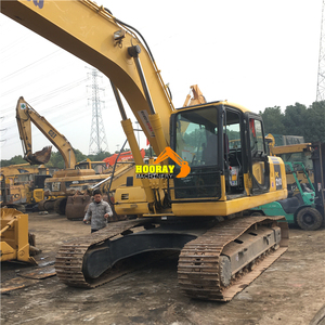 Excavatrice sur chenilles Komatsu PC210LC-7 d'occasion, modèle 2015, 21305 kg, équipement lourd, moteur 107 kW, capacité de la benne 0,96 m³ - Product Image 4