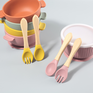 Thiết Kế Mới Chuối Chất Lượng Cao BPA Free Mềm Bé Ăn Đào Tạo Muỗng Silicone Bé Tay Cầm Bằng Gỗ Muỗng Nĩa - Product Image 2