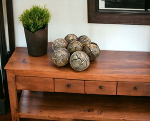 Boules décoratives en bois de style rustique de qualité supérieure, centre de table, orbes en bois rustiques, décoration de table pour l'intérieur de la maison, en vente - Product Image 2