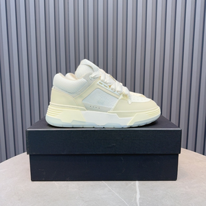 Zapatillas deportivas de caña alta con aumento de altura, puntera perforada sólida, logotipo en relieve, parte superior de cuero, forro de malla, entresuela de goma Amiris - Product Image 5