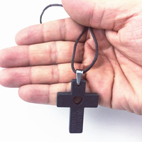 Pendentif Quantum Science Croix Cœur en Pierre de Lave, Énergie Scalaire, Ions Négatifs, avec Chaîne en Acier Inoxydable