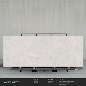 ความหรูหราที่สะท้อนแสงอย่างลงตัว กำหนดโดยดีไซน์แผ่นพอร์ซเลนเคลือบเงาขนาด 1200x2800 มม. - Product Image 1