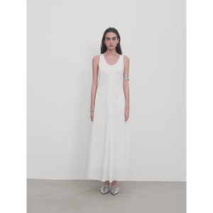 Robe-veste simple et élégante à col en U, coupe ajustée, style A-Line, texture fine, inspirée du lac de Bled - Product Image 1