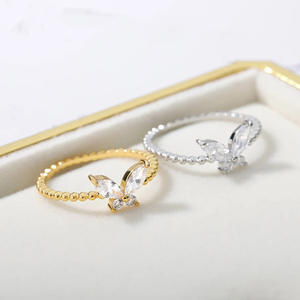 Anello con Diamante Taglio Marquise T0123 in Oro Massiccio 18K, Colore G Naturale, Stile Romantico per Fidanzamento Femminile - Product Image 6