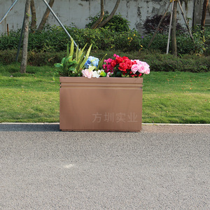 Macetero Cuadrado de Acero Inoxidable con Acabado Oro Rosa, Diseño Moderno y Duradero para Exhibición de Flores y Plantas en Interiores y Exteriores de Centros Comerciales - Product Image 2