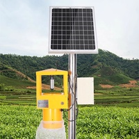 Lampe Solaire LED Anti-Nuisibles à Aspiration Éolienne pour Vergers et Agriculture Extérieurs – Attrape-Insectes et Attrape-Mites