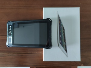 Tablet Android 10.0 layar sentuh kasar, ringan dengan tampilan 10.1 mAH baterai 8000mAH delapan inti untuk industri - Product Image 4