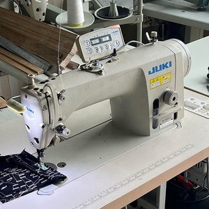 Máquina de <span class=keywords><strong>Coser</strong></span> Japonesa Jukis DDL 9000B-SH, Computarizada, de Puntada de Bloqueo, Usada, <span class=keywords><strong>para</strong></span> <span class=keywords><strong>Coser</strong></span> Jeans Automáticamente, de Una Sola Aguja, Plana, de Segunda <span class=keywords><strong>Mano</strong></span> - Product Image 1