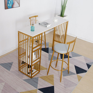 Pequeña <span class=keywords><strong>mesa</strong></span> de <span class=keywords><strong>bar</strong></span> de cocina para el hogar con pared artística de hierro Gabinete creativo de tres capas para apartamentos pequeños - Product Image 4