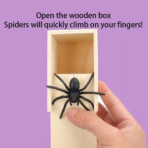 Boîte à farces amusante <span class=keywords><strong>2023</strong></span>, araignée cachée dans une boîte en bois, farce de qualité supérieure, jouet amusant en bois, <span class=keywords><strong>blague</strong></span>, cadeau - Product Image 4