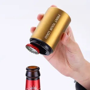 ホット販売自動プッシュダウンメタルカスタム磁気ボトルビールオープナーステンレスラウンドビールボトルオープナーマグネット付き