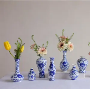 Cheap Chinese Styles Blue and White Wedding Table Decoration Mini Ceramic & Porcelain Vases